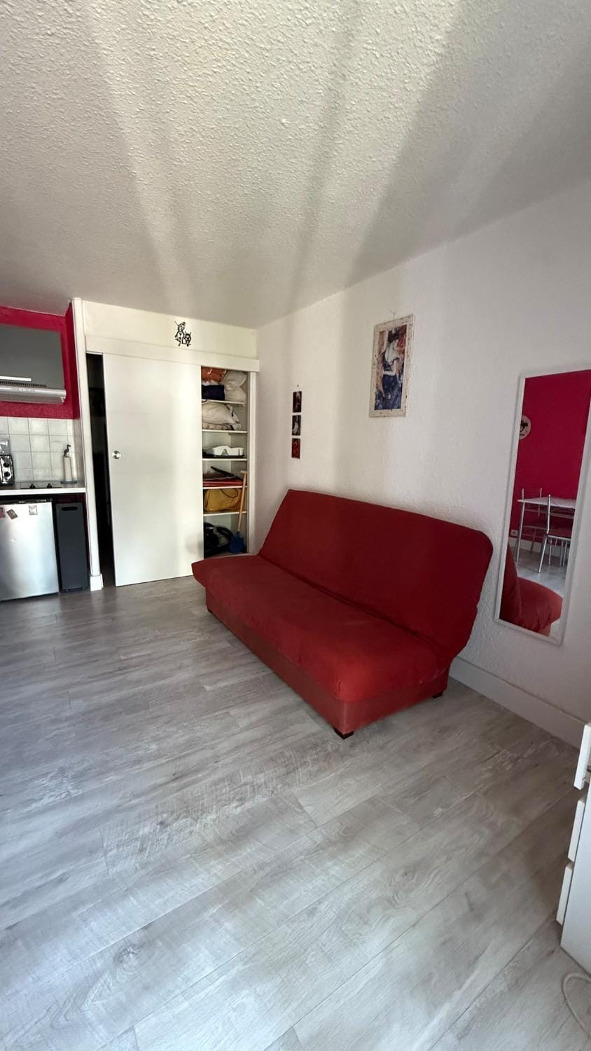 Grand studio, bien aménagé pour 4 au coeur du village Apartment in Saintes-Maries-de-la-Mer