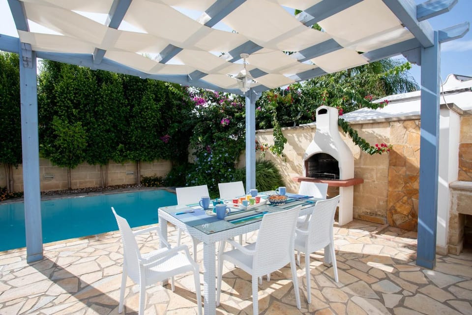 Villino Smeraldo by ThePuglia Villa in Apulia