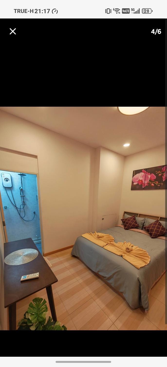 BaanNiraบ้านนิรา Bed and Breakfast in Wichit