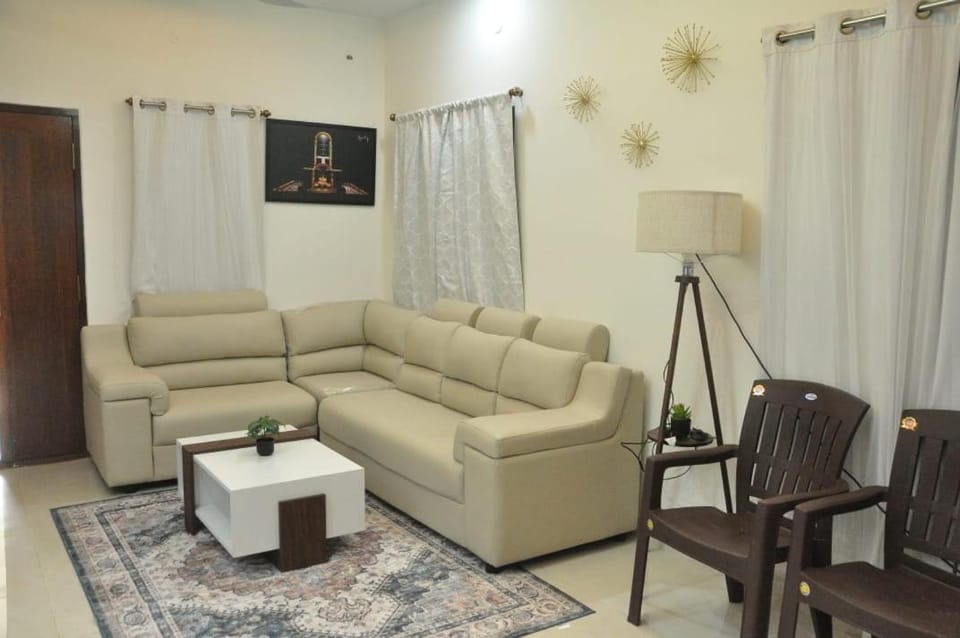 Chithu home stay in temple city House in Tamil Nadu