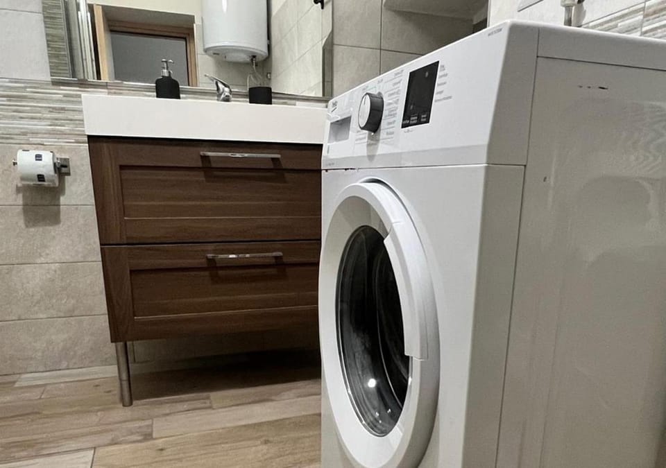 Bathroom, washing machine