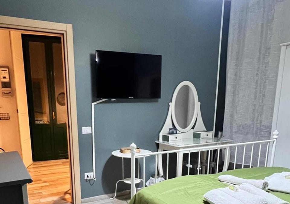 TV and multimedia, Bedroom