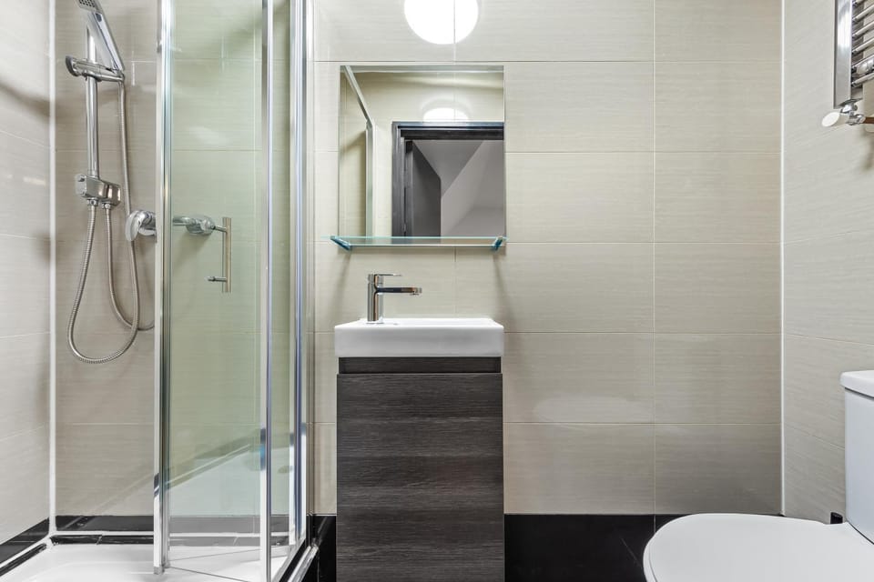 Shower, Bathroom
