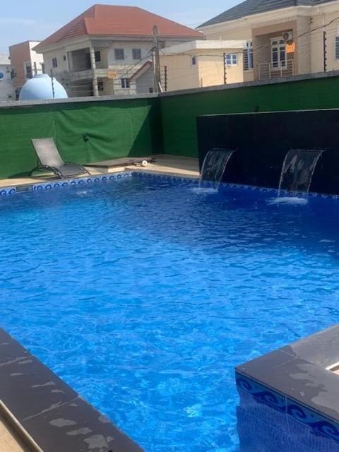 Swimming pool, Swimming pool
