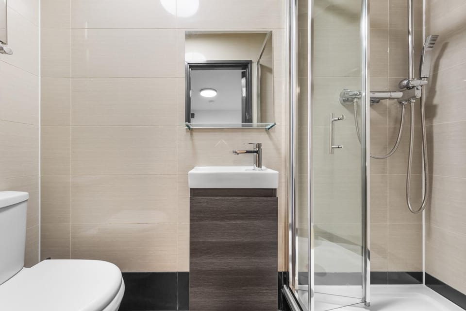 Shower, Toilet, Bathroom