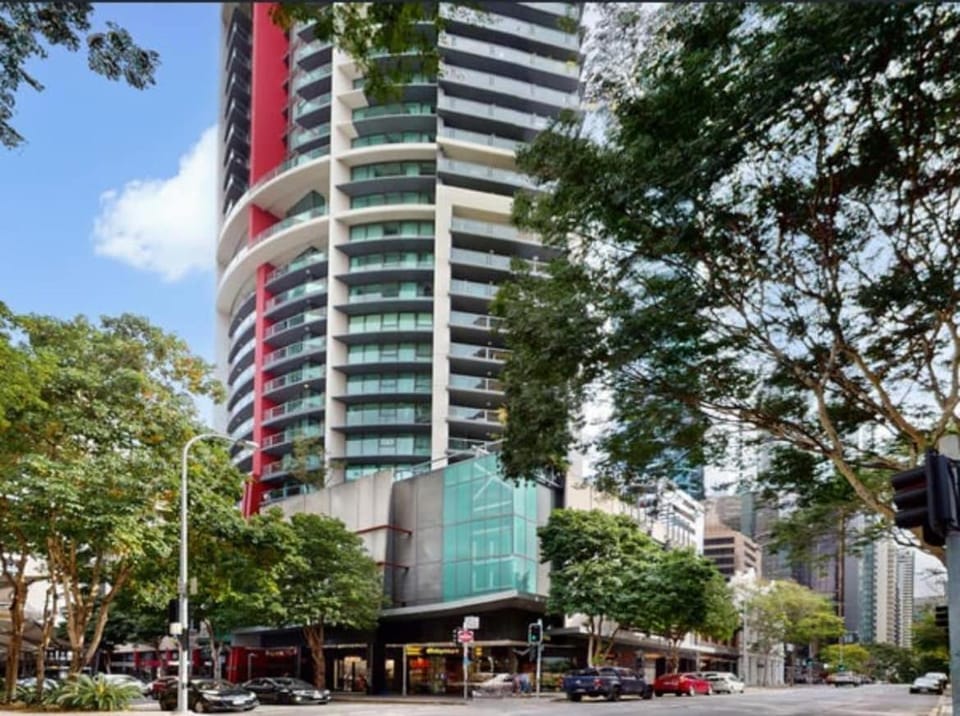 River and city view Apartment in Kangaroo Point