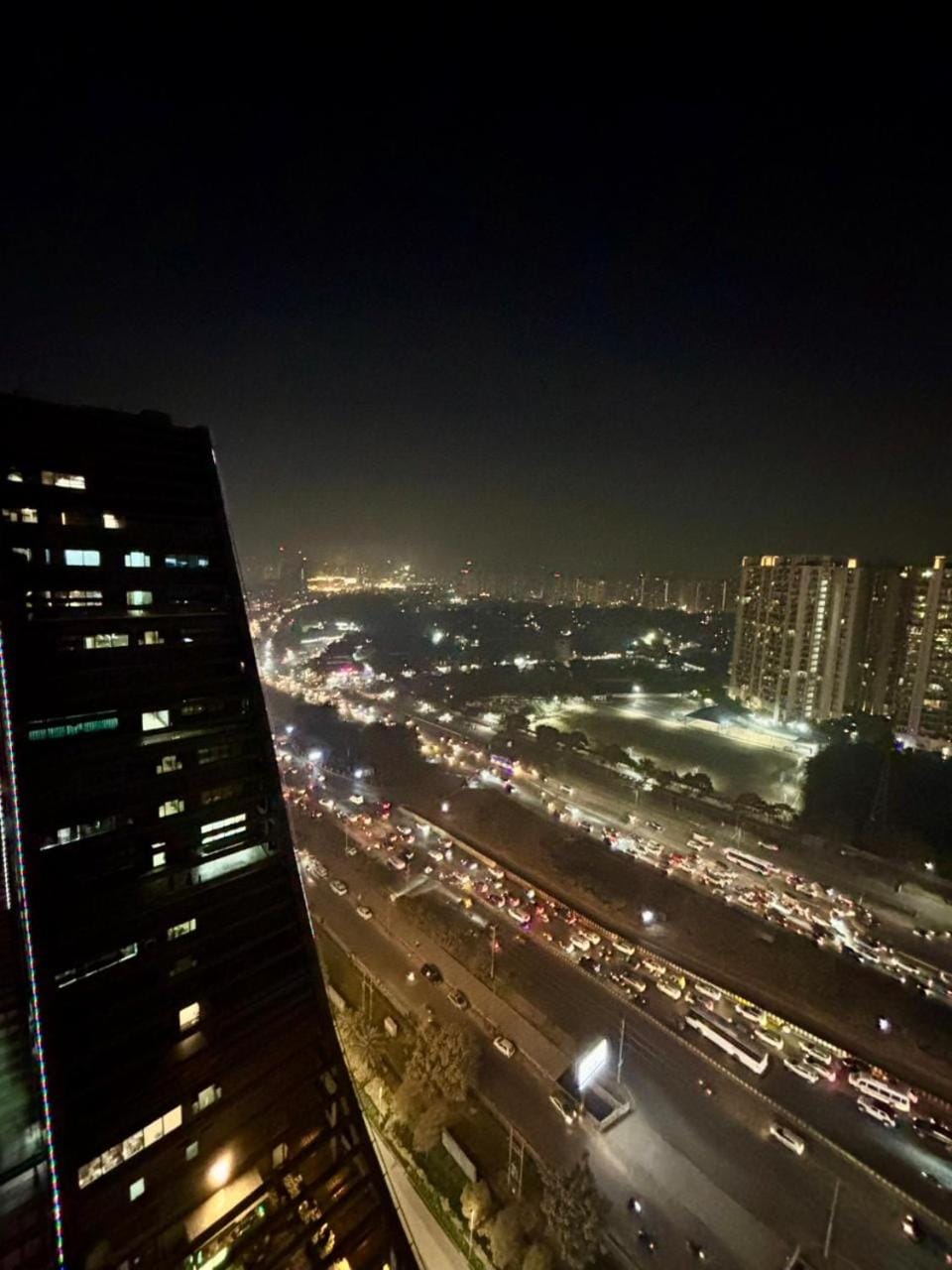 Sapphire stayz Apartment in Noida