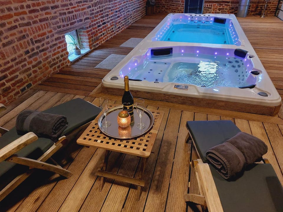 Hot Tub, Spa and wellness centre/facilities, Spa and wellness centre/facilities, Swimming pool, sunbed