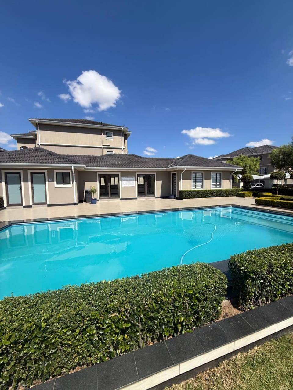 Candymore Luxury Apartment Fourways Apartment in Sandton
