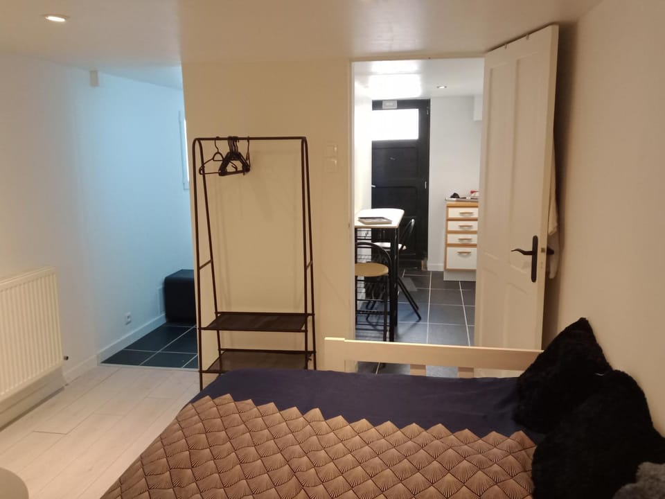 Studio Bx Métropole Eysines A côté du tram Apartment in Nouvelle-Aquitaine