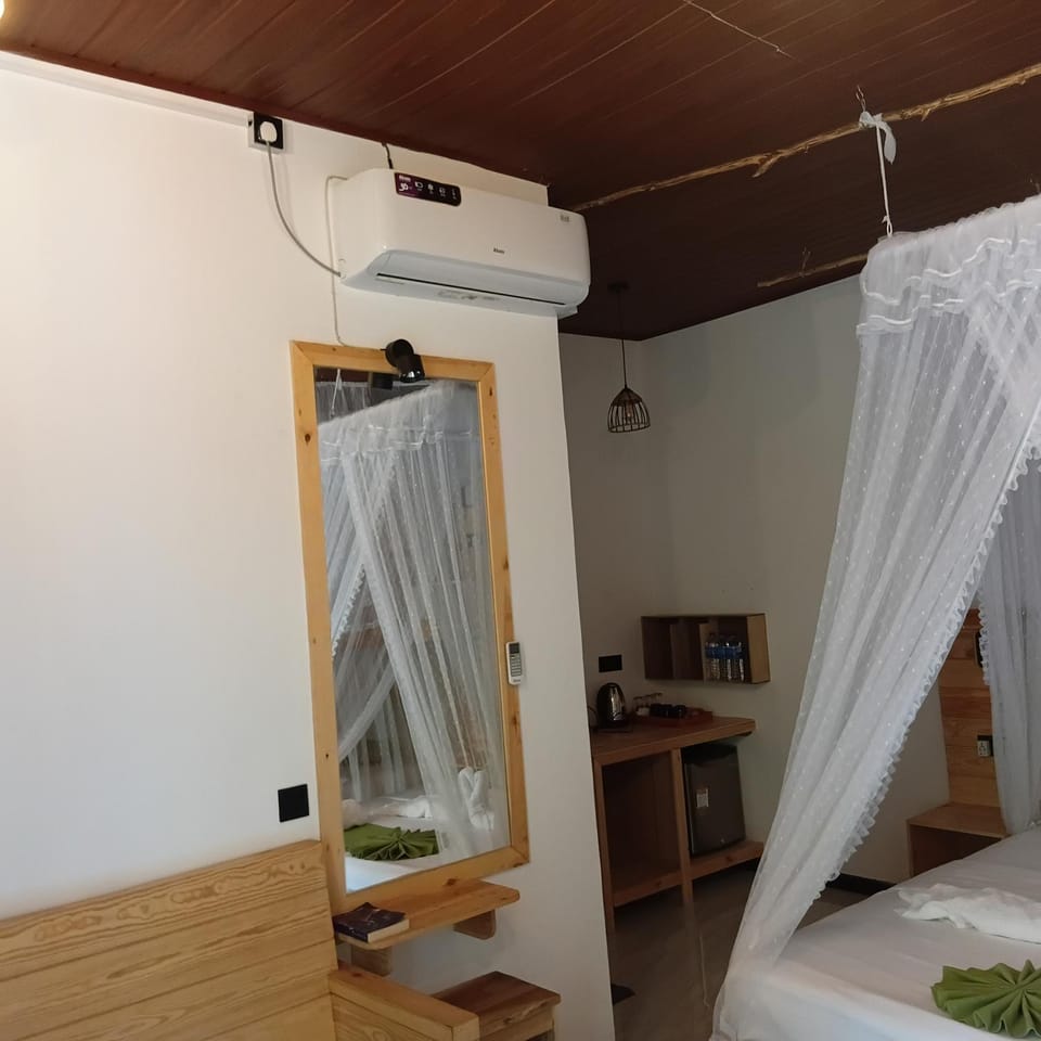 Rawana River Edge Hotel in Ella