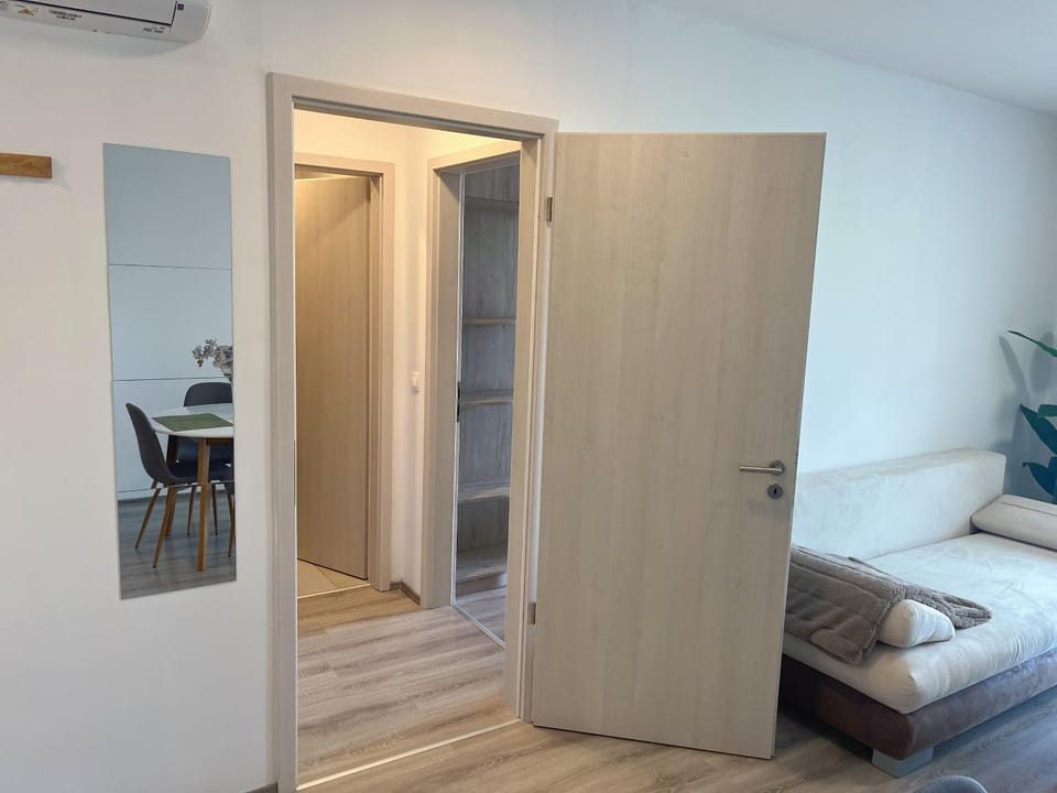 Modern apartment with garage Apartment in Budapest