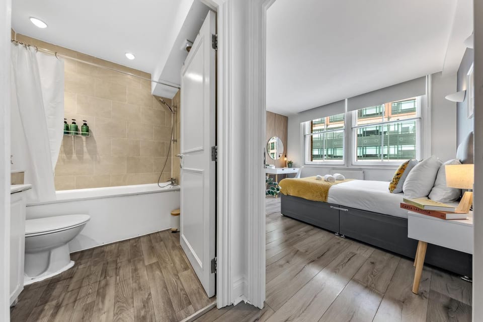 Bathroom, Bedroom