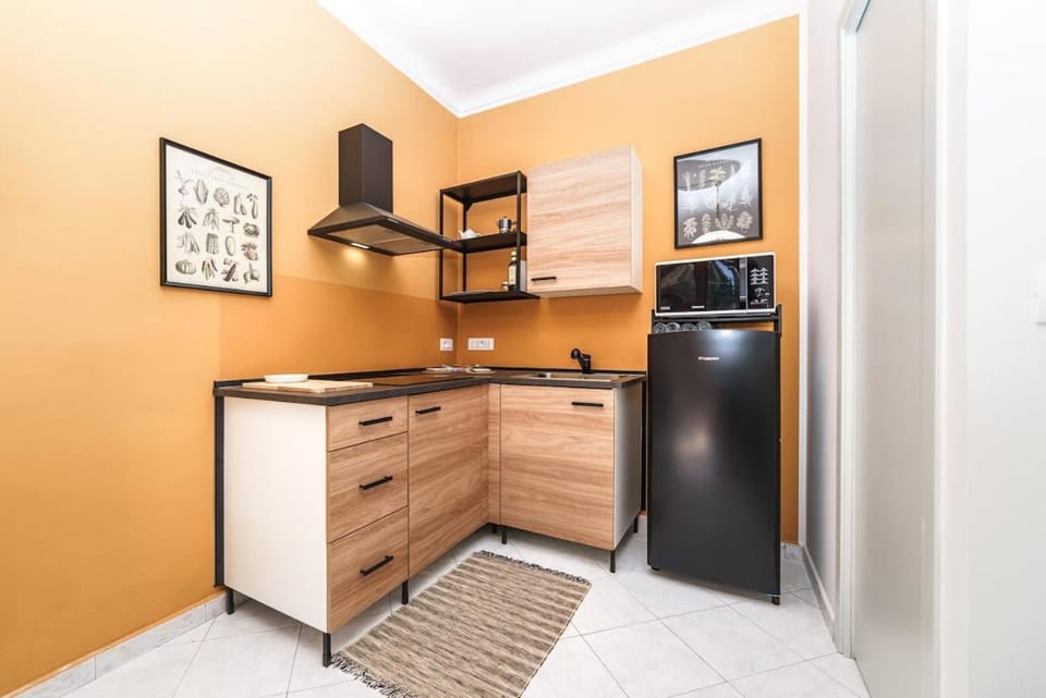 Sunny and quiet apartment, central, 2 rooms, self check-in Apartment in Turin