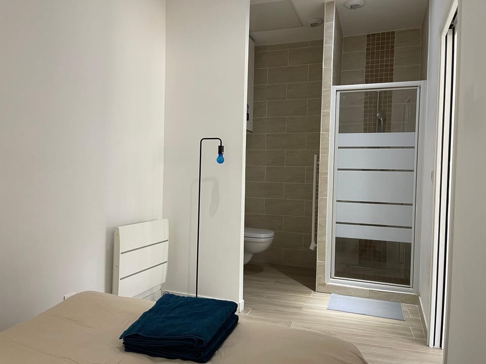 Charmant studio paisible proche Orly Apartment in Île-de-France