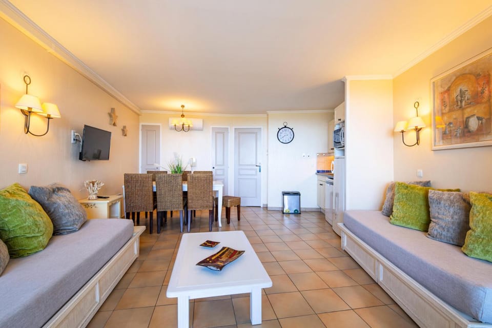 Les Appartements aux Restanques du Golfe de St Tropez - maeva Home - Appartement belle vue mer 3 pièces 6 personnes - Sélection MAE-7163 Apartment in Grimaud