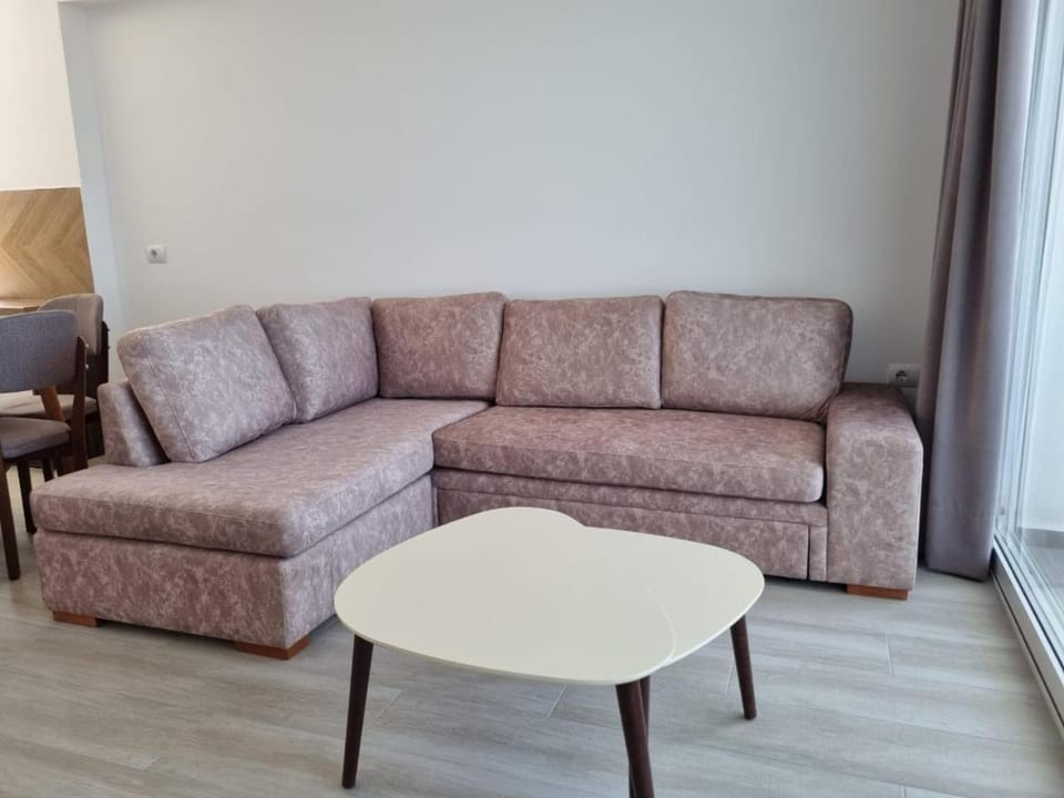 TV and multimedia, Living room, Dining area