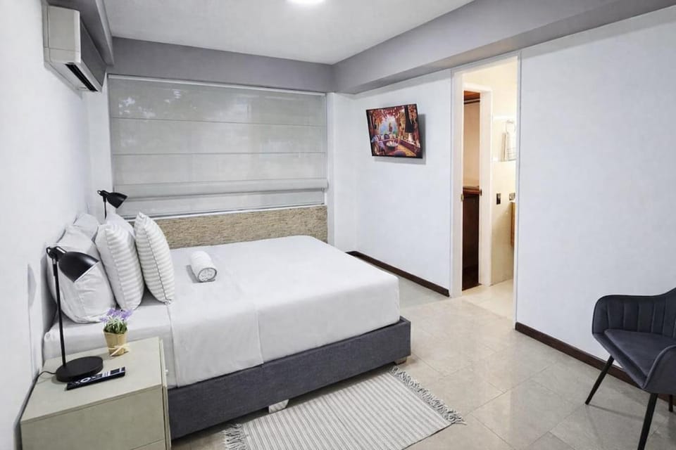 Confort & Ubicación Hermoso Apt en El Rosal, CCS Apartment in Caracas