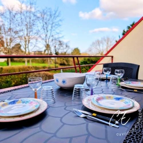 Duplex N5 with balcony and parking à Honfleur Apartment in Honfleur