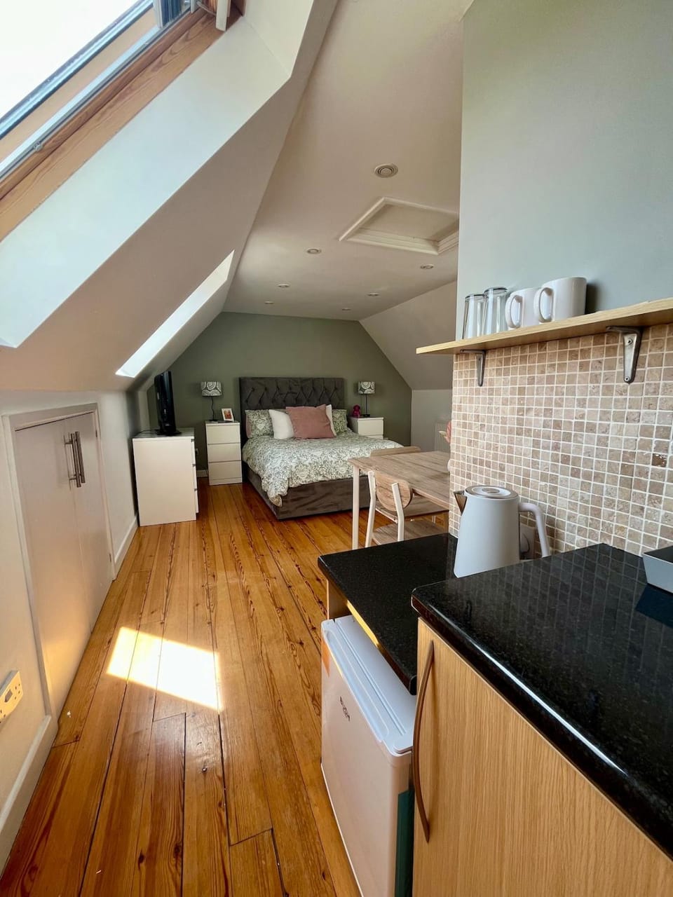 The Nest at Number 10 Apartment in Swindon