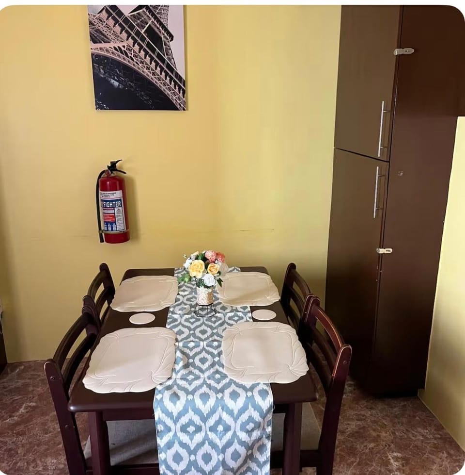 Homey Apartment Near Airport and Beaches-Room3 Apartment in Lapu-Lapu City