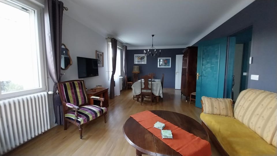 Chez Uber Apartment in Nouvelle-Aquitaine