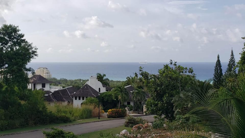 Modern 4BR Hillside Villa Pool & Beach Club Access Villa in St. James Parish