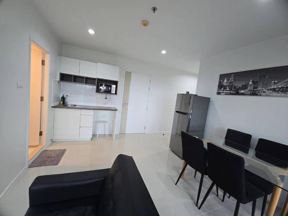 Beach view lumpini 2 Bedroom Apartment in Pattaya City