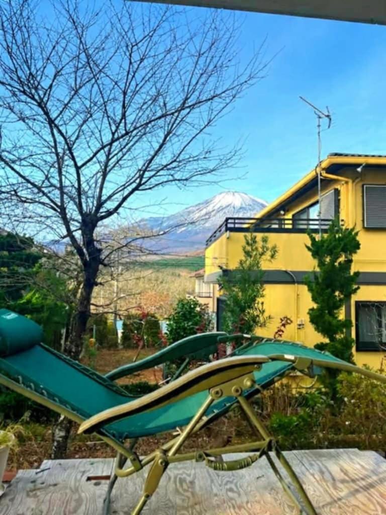 Spring, Day, Natural landscape, View (from property/room), Balcony/Terrace, Mountain view, sunbed