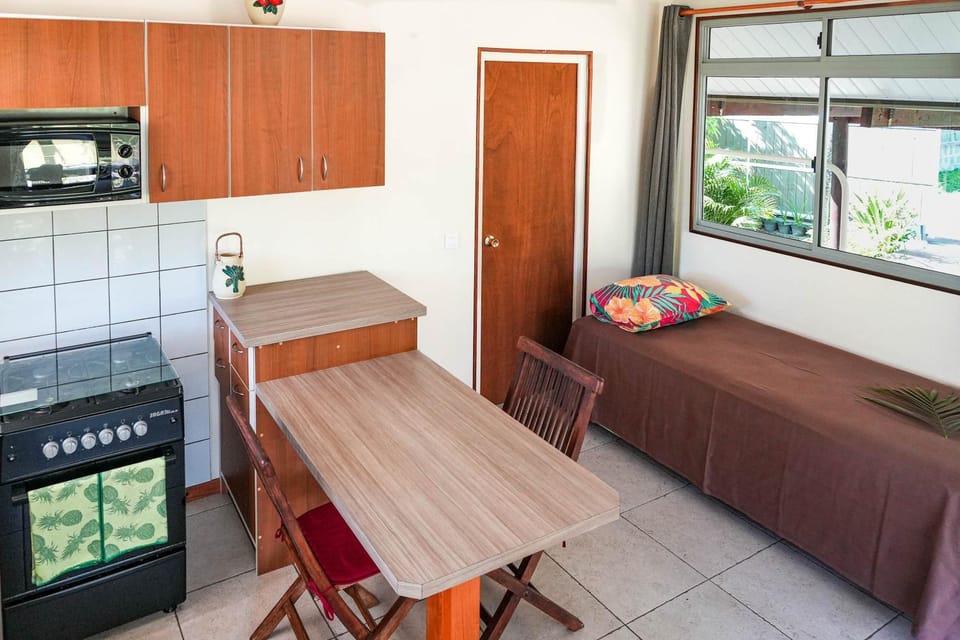 Charming 1BR Guesthouse in Beautiful Moorea House in Moorea-Maiao
