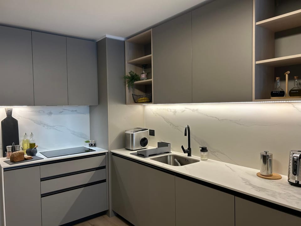Las Condes Avenida Apartment in Las Condes