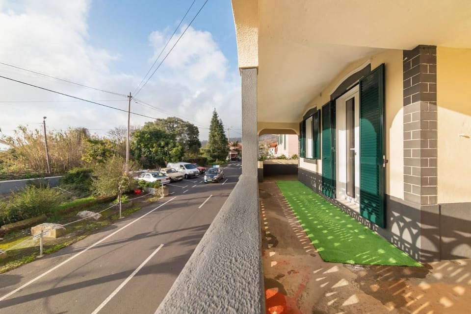 Abrigo dos Prazeres Guesthouse by Mth Bed and Breakfast in Madeira District