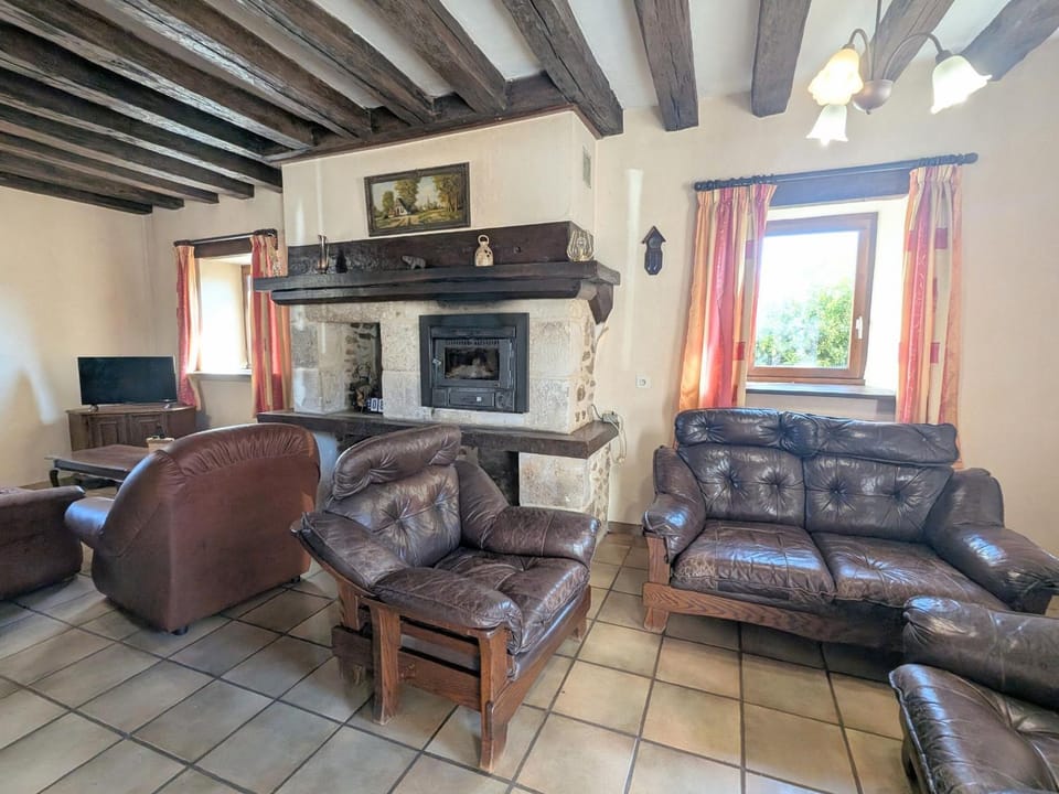 Maison de campagne près de Châteauroux, pour familles - FR-1-591-777 House in Centre-Val de Loire