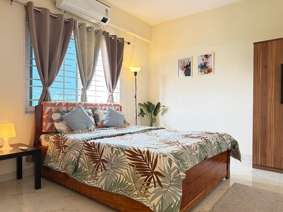 Luxury 3BHK Serviced Apartment near AIG Hospital Gachibowli Apartment in Hyderabad