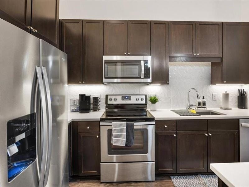 Serene Frisco Apt with Pool, EV Charger and Gym Apartment in Frisco