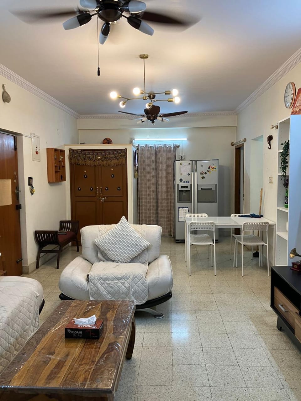 Spacious 2 BHK in VIP Area Apartment in Bengaluru