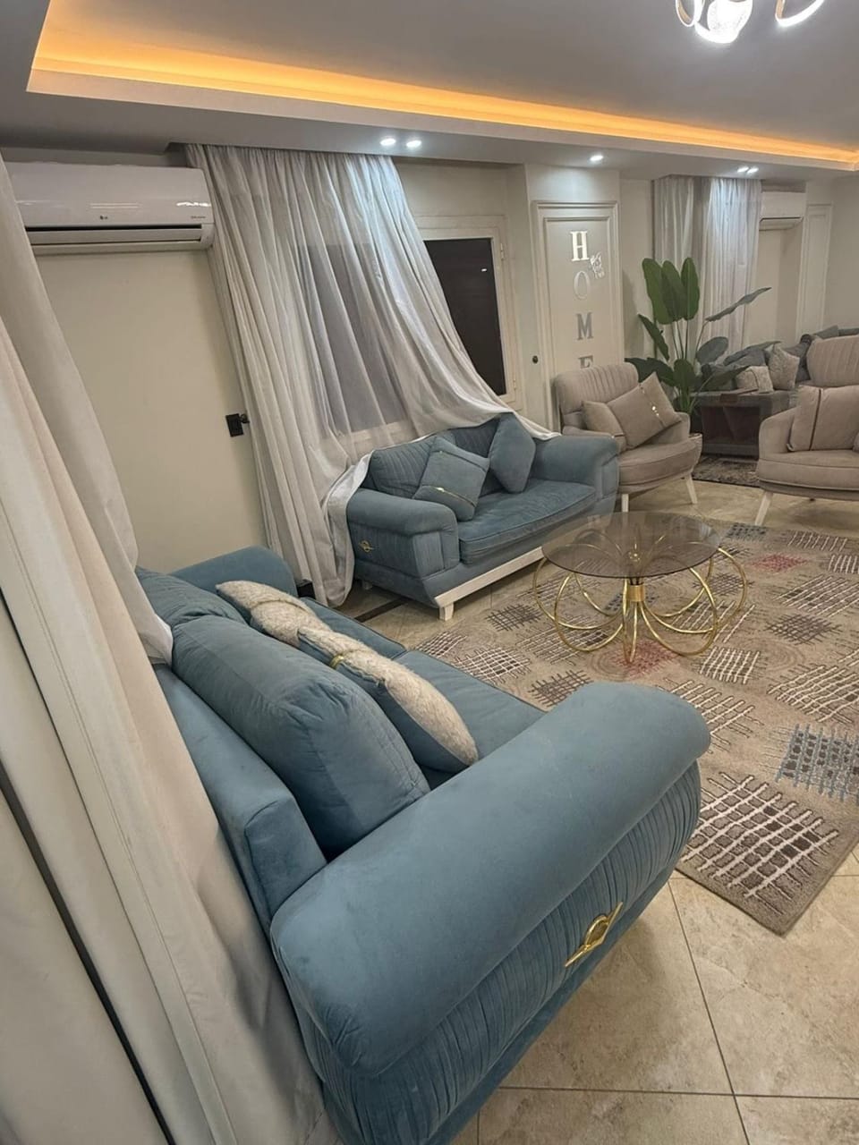 Spacious 2 bedroom Apartment Secure Tower Parking Apartment in Cairo Governorate