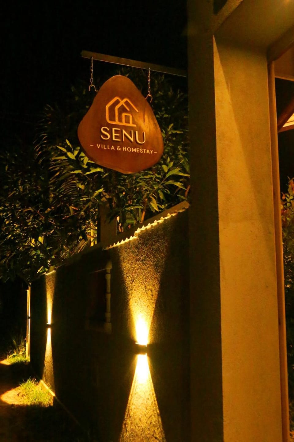 Property logo or sign