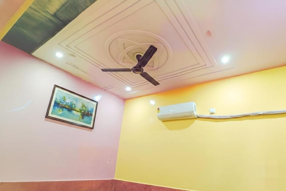 Shree Ladli Ju Dham Bed and Breakfast in Uttar Pradesh