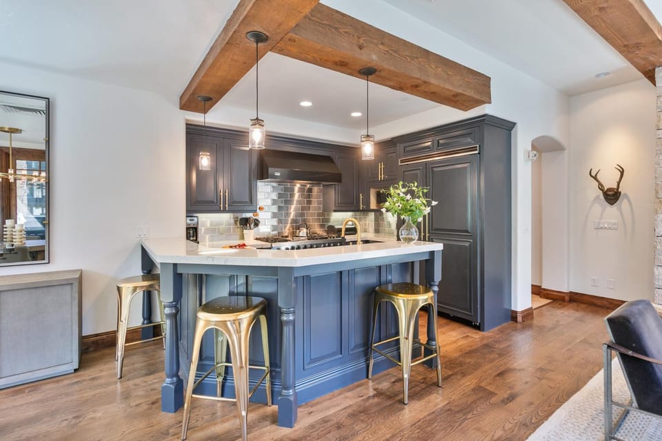 Ski-In Ski-Out 3BR Deer Valley Retreat condo Apartment in Park City