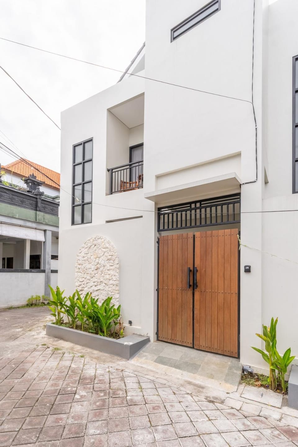 Stunning 2-BR Villa Private Pool - Heart of Canggu Villa in North Kuta