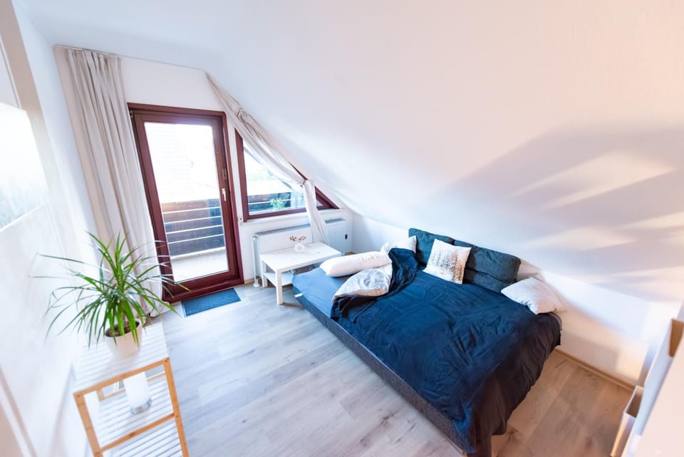 Charmante Ferienwohnung mit sonniger Loggia Apartment in Celle