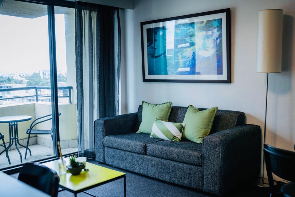 1 Bedroom Apartment In the heart of Parramatta CBD Hotel in Parramatta