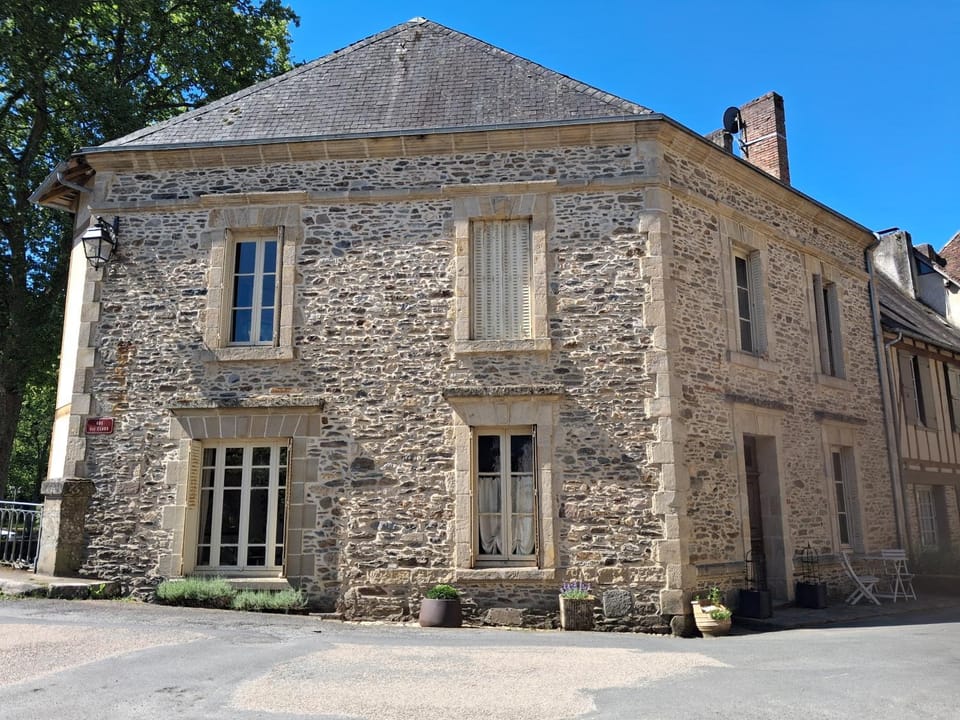 Property building, Landmark view