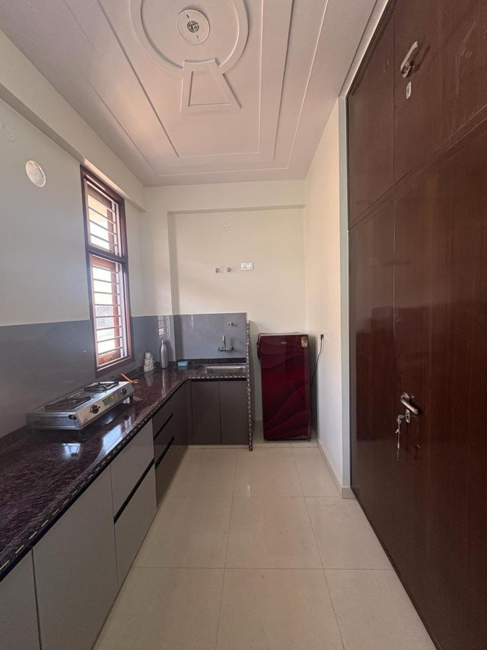 Kitchen or kitchenette, stove