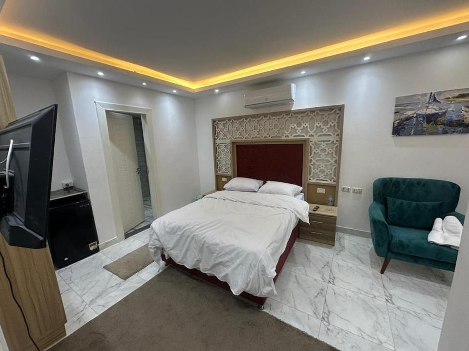 Elegant 3BR Luxury Suite - Fanadir Bay Apartment in Hurghada