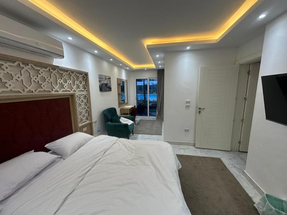 Elegant 3BR Luxury Suite - Fanadir Bay Apartment in Hurghada