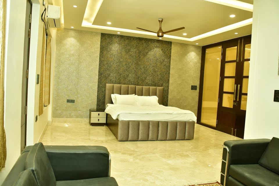 Rentra Homes - Stay near Expo Mart & Pari Chock Hotel in Haryana