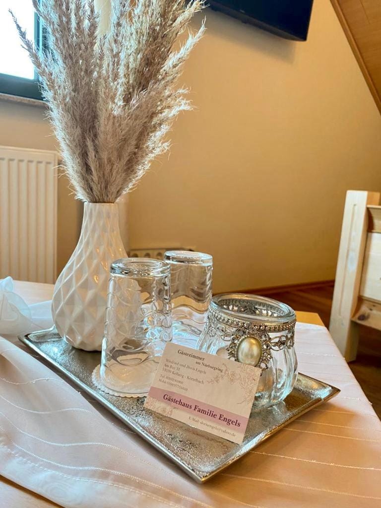 Zwei stilvolle Gästezimmer mit exklusivem Bad Vacation rental in Kelberg