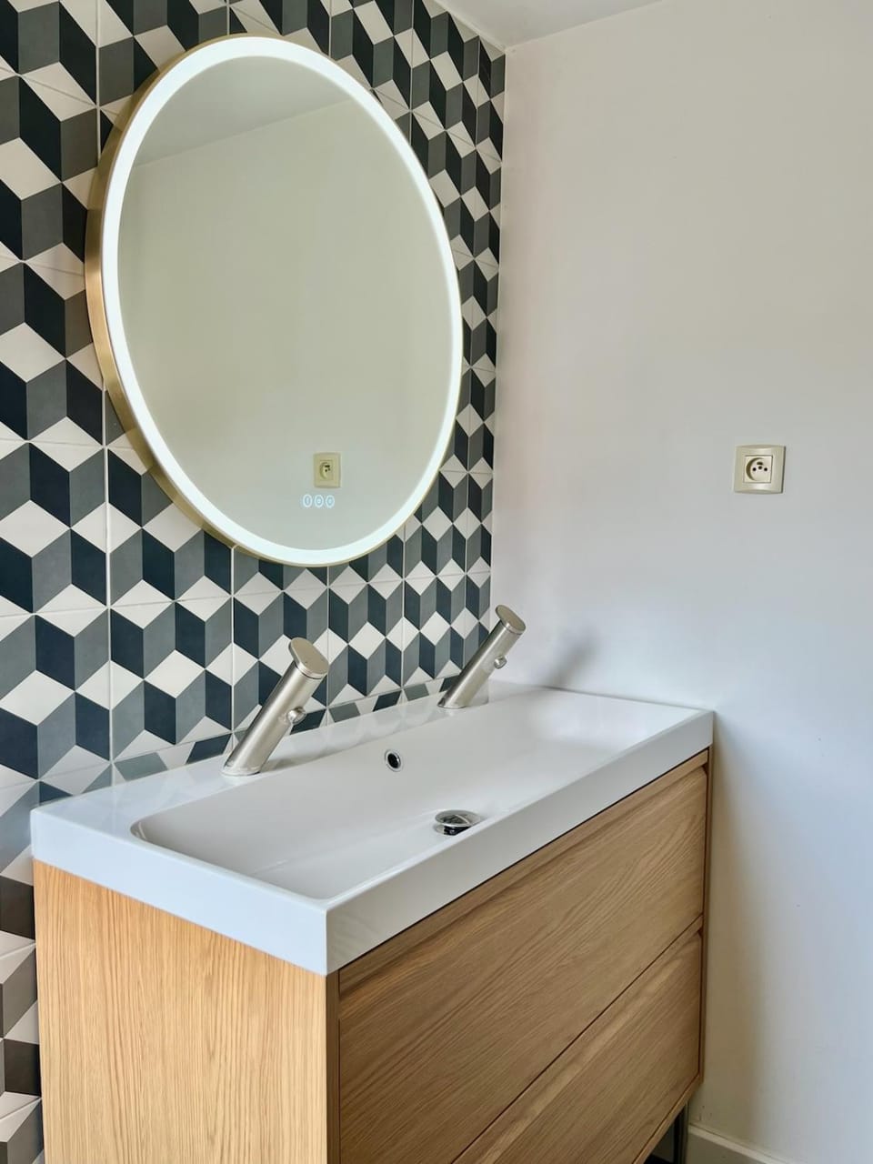 Loft atypique, charme & confort Apartment in Bourgogne-Franche-Comté
